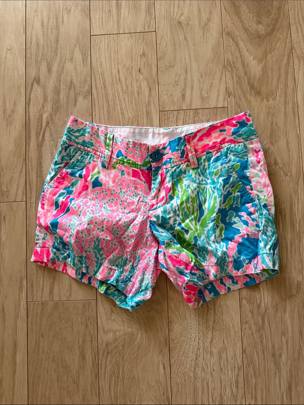 Lilly Pulitzer Callahan Shorts in Let’s Cha Cha Size 0